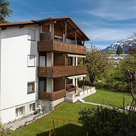 Between Lakes Apartments - 58 Interlaken Bagian luar foto