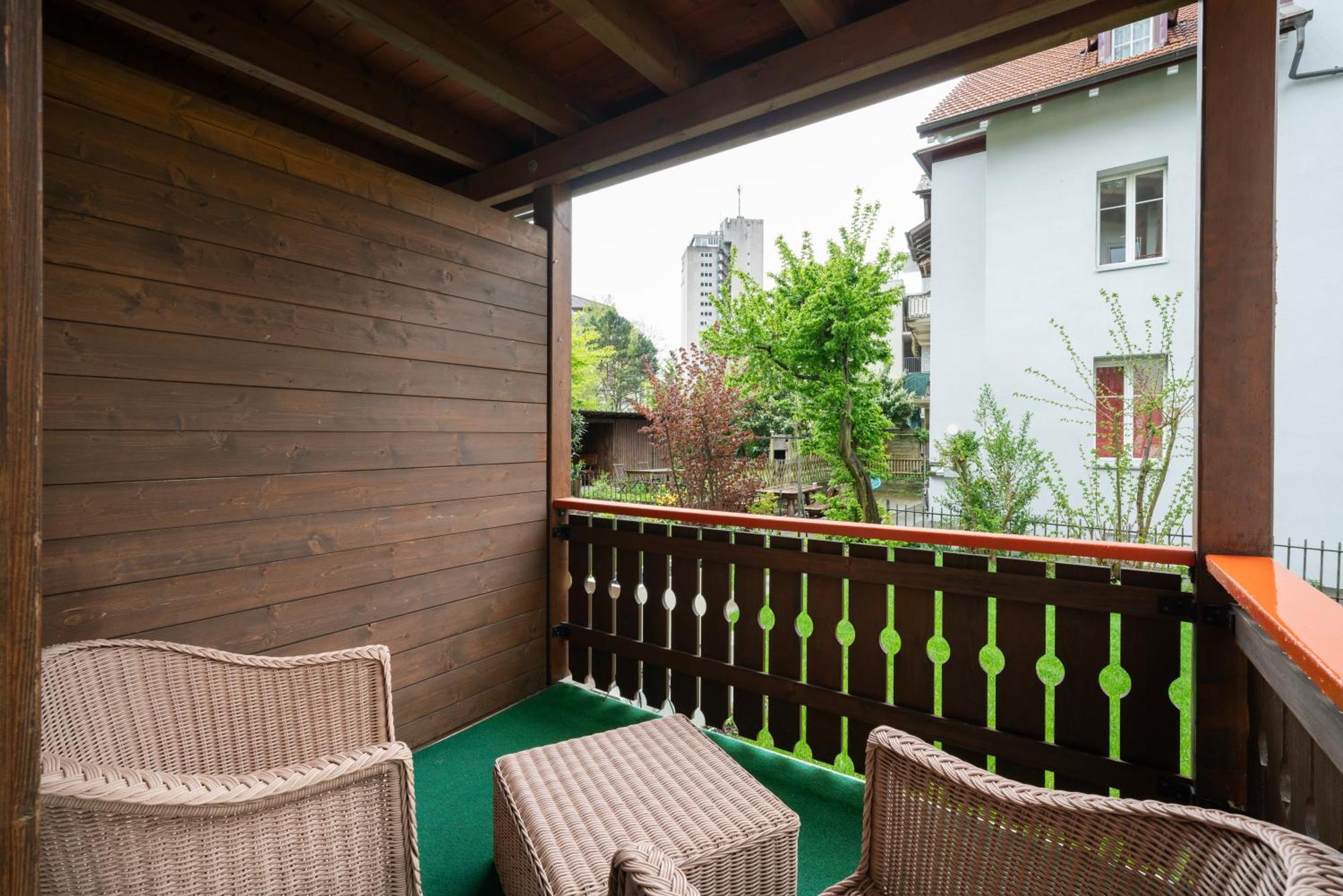 Between Lakes Apartments - 58 Interlaken Bagian luar foto