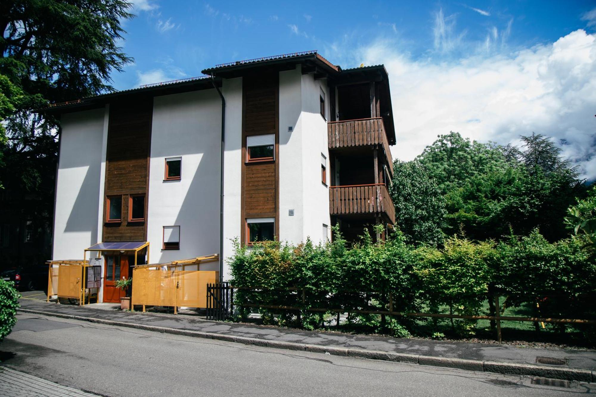 Between Lakes Apartments - 58 Interlaken Bagian luar foto